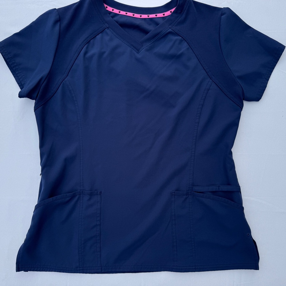 Heart & Soul Navy Blue Medical Scrub Top Women’s Medium V-Neck Short Sleeve